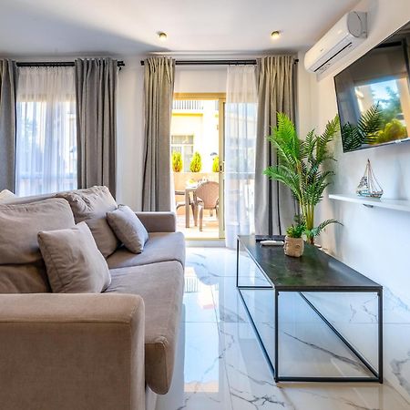 Apartmán Oleholidays 601 Romana Playa Junto Al Mar Marbella Exteriér fotografie